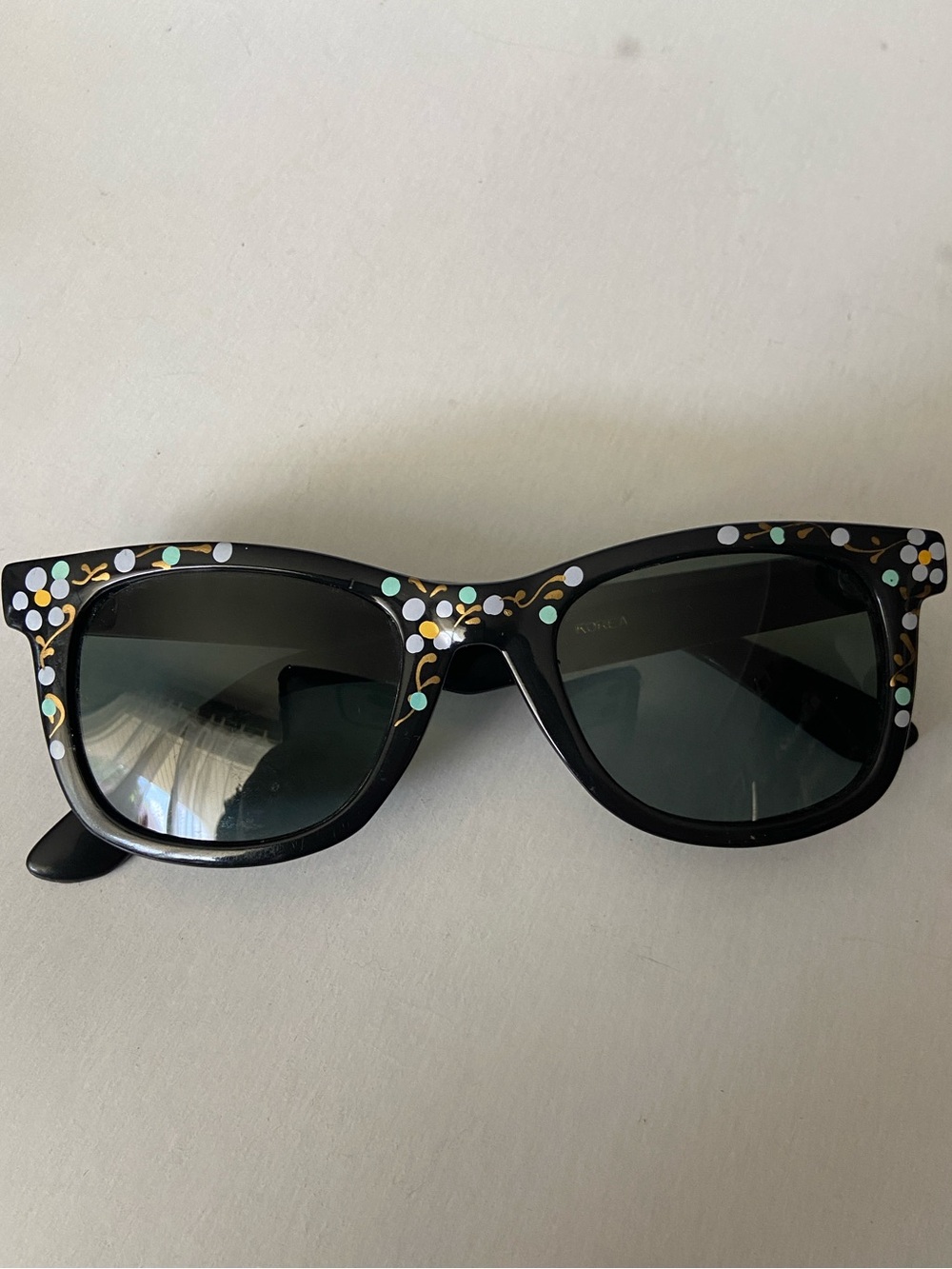 Korea VTG Black Floral Dotted Accent Women's Sunglasses
